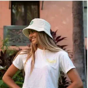 Banan | Accessories | New Hawaiian Banan Bucket Hat | Poshmark display picture 1